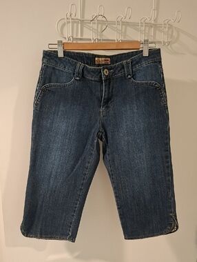 Liquid Denim Vintage Y2K Blue Low-rise Contrast Stitch Jorts/Capris (Size 5-6/S)